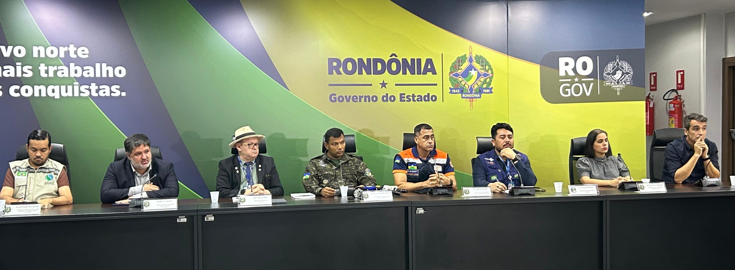 CORPO DE BOMBEIROS MILITAR PARTICIPA DE COLETIVA DE IMPRENSA JUNTO AO GOVERNO DO ESTADO COM A PAUTA SOBRE QUEIMADAS