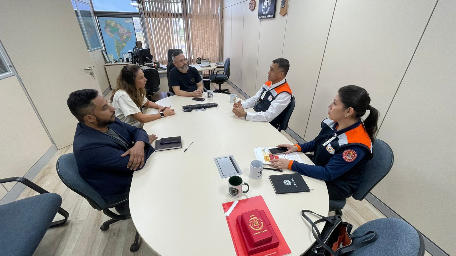 CORPO DE BOMBEIROS MILITAR PARTICIPA DE REUNIÃO EM BRASÍLIA PARA ALINHAR ESTRATÉGIAS PARA COMBATE A INCÊNDIOS FLORESTAIS EM RONDÔNIA
