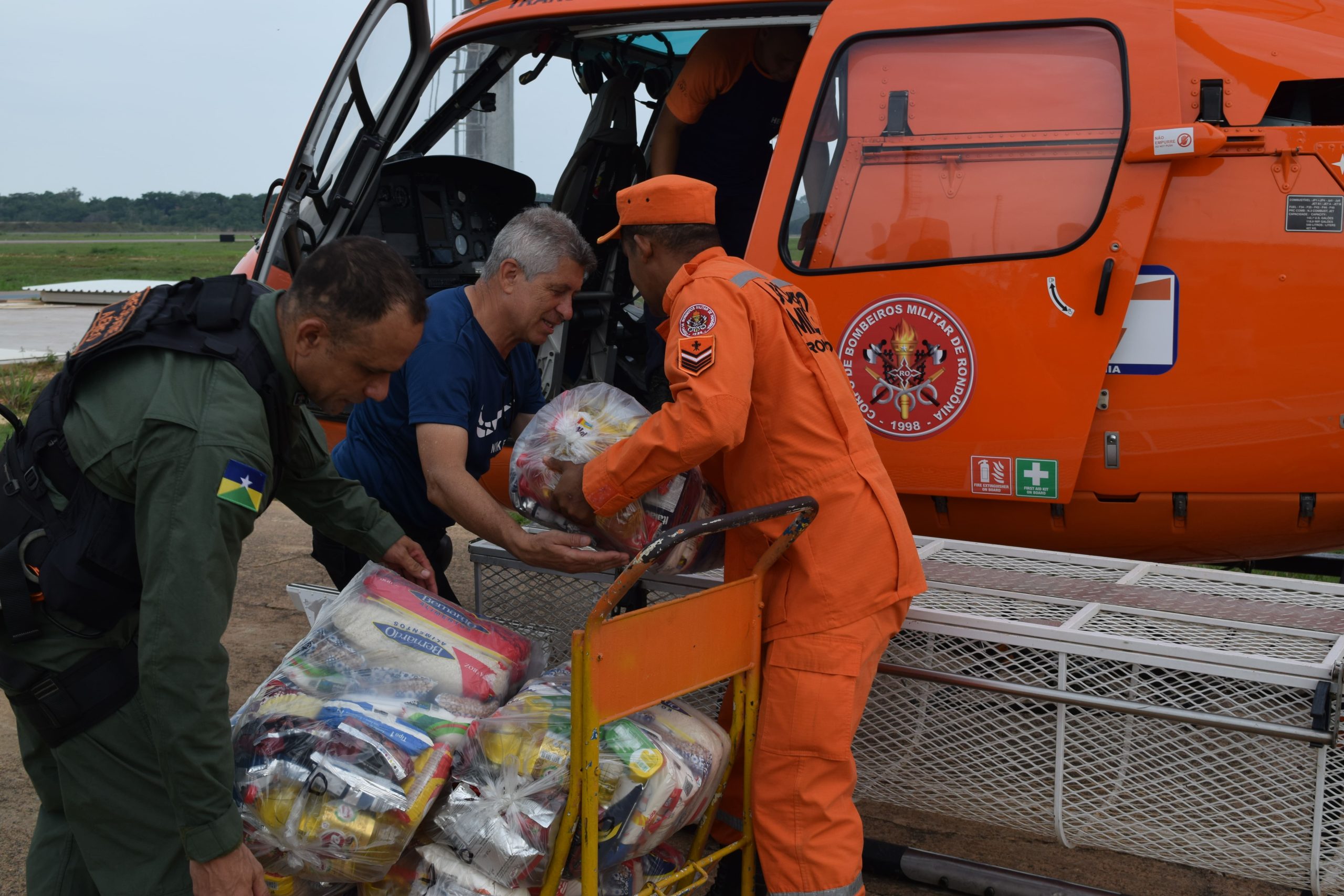 GOVERNO DE RO POR INTERMÉDIO DO CBMRO REALIZA AÇÕES HUMANITÁRIAS EM COMUNIDADES RIBEIRINHAS NO ALTO E BAIXO MADEIRA
