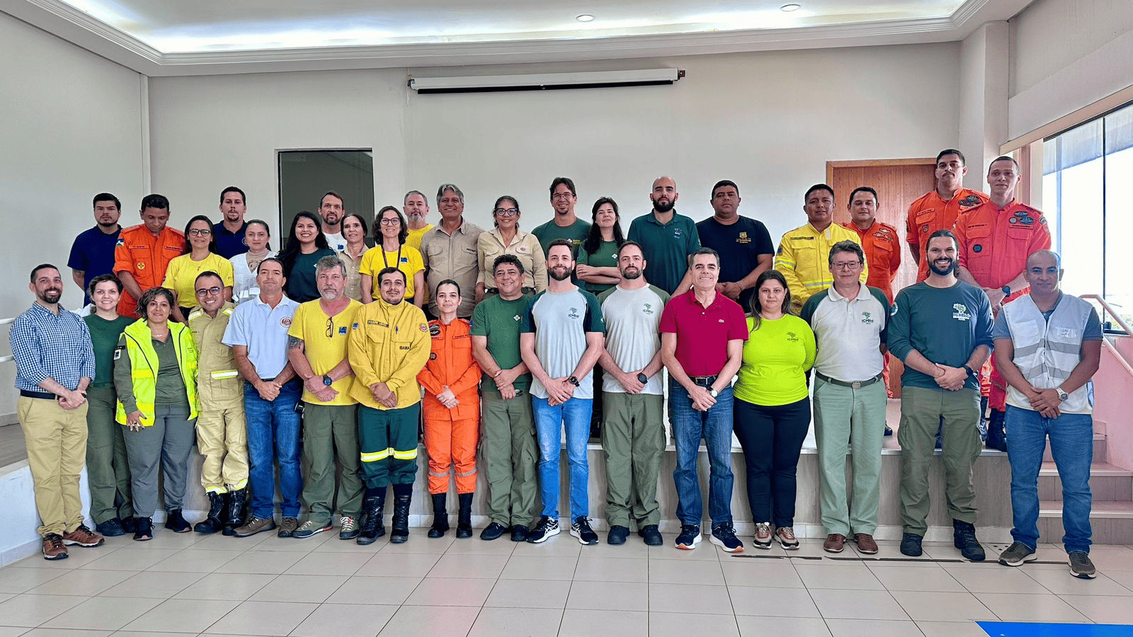 CORPO DE BOMBEIROS MILITAR DE RONDÔNIA APOIA II CURSO SCI-300 EM PARCERIA COM IBAMA E USFS: SISTEMA DE COMANDO DE INCIDENTES PARA INCIDENTES EM EXPANSÃO EM PORTO VELHO