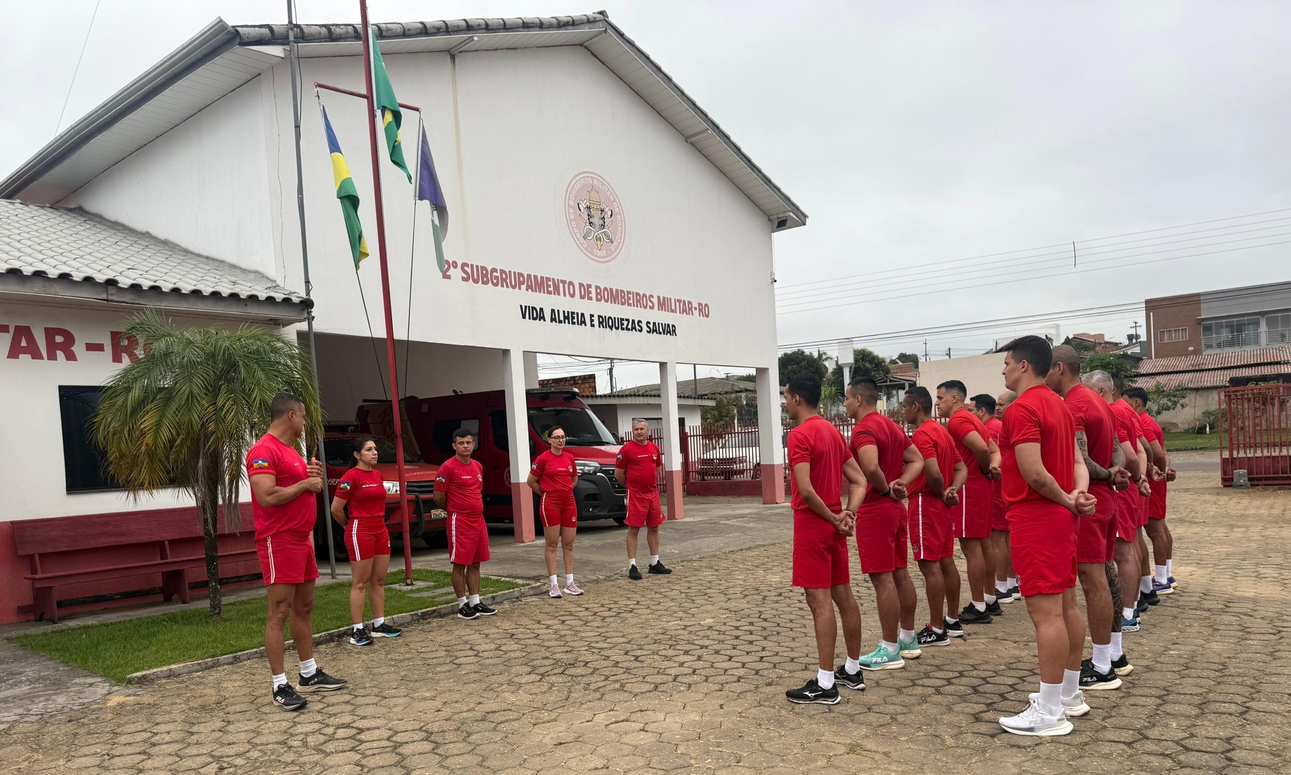 OURO PRETO DO OESTE: COMANDANTE-GERAL DO CORPO DE BOMBEIROS MILITAR DE RONDÔNIA REALIZA CORRIDÃO E REUNIÃO COM EFETIVO LOCAL 