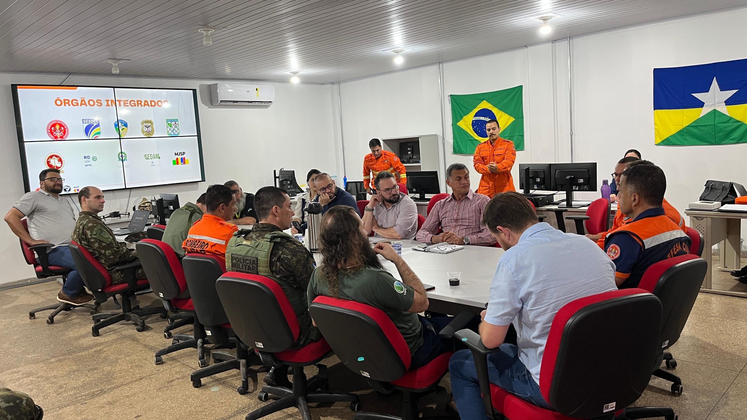 REUNIÃO SCI: CBMRO PROMOVE REUNIÃO INTEGRADA COM INSTITUIÇÕES ESTADUAIS E FEDERAIS PARA INTENSIFICAR AÇÕES CONTRA QUEIMADAS EM RONDÔNIA