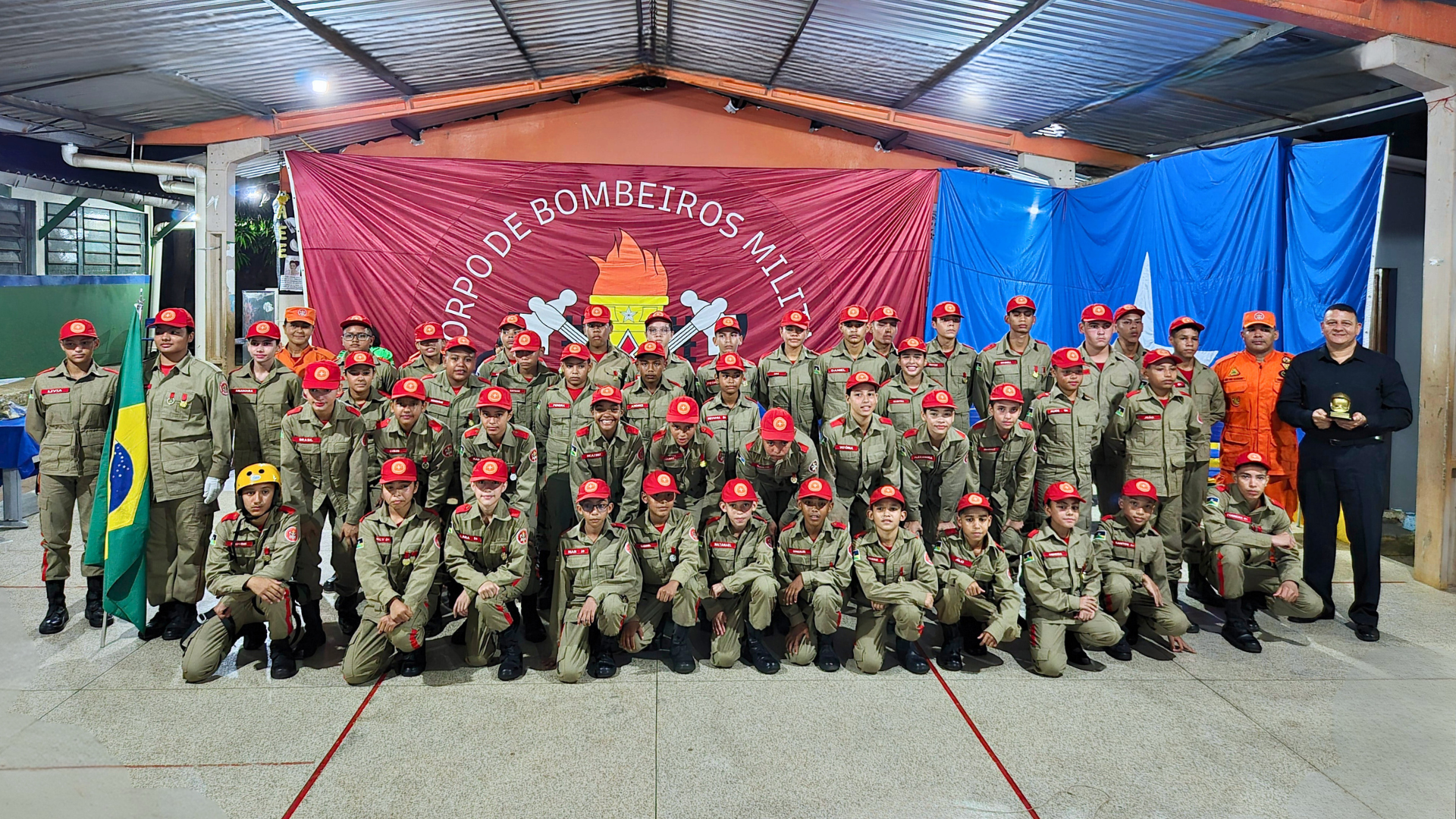 Solenidade marca conclusão da Turma 2025 do Programa Educacional Bombeiro Militar Mirim – PROEBOM