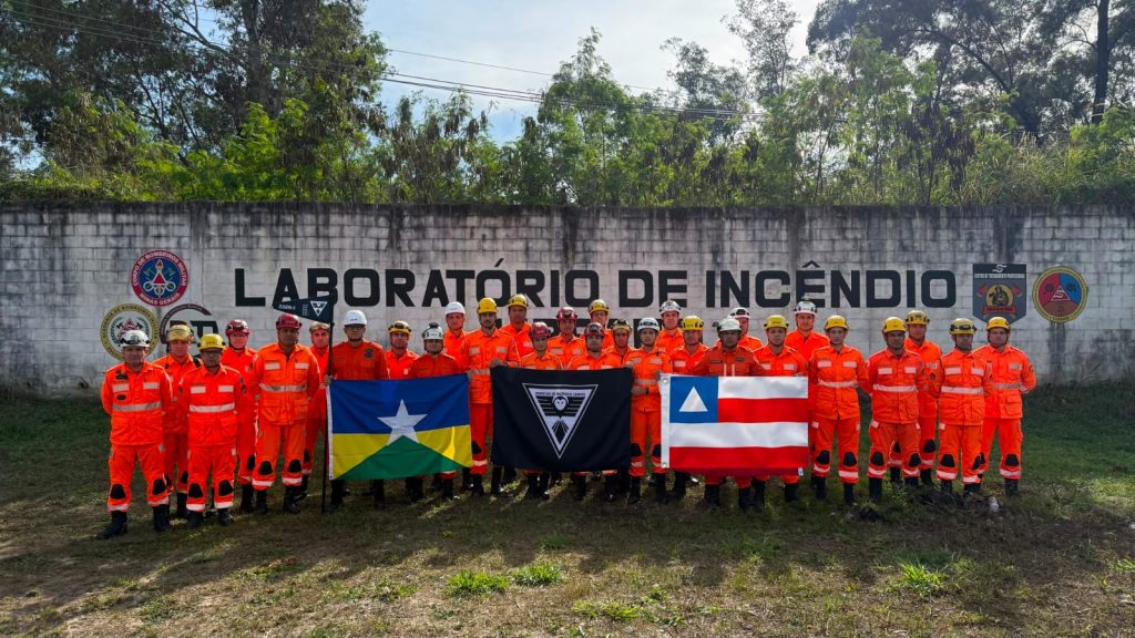 Oficiais do CBMRO concluem Curso de Inspeção de Incêndio em Minas Gerais